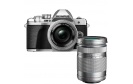OLYMPUS OM-D E-M10 Mark III Argent + ED 14-42 mm f/3,5-5,6 EZ Pancake et ED 40-150 mm f/4,0-5,6 R