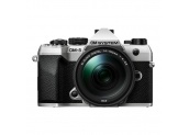 OM SYSTEM OM-5 Mark II Silver?+ 14-150 mm f/4-5,6 II ED