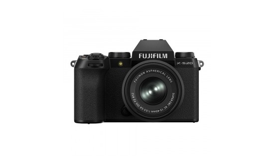 FUJIFILM X-S20 + XC 15-45 mm f/3,5-5,6 OIS PZ