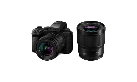 PANASONIC LUMIX DC-S5 IIX + L 20-60 mm f/3,5-5,6 S + L 50 mm f/1,8 S PRO