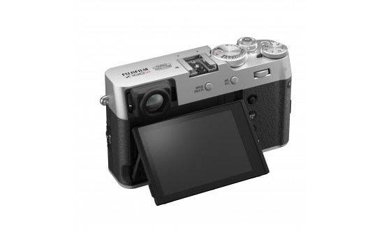 FUJIFILM X100VI Silver