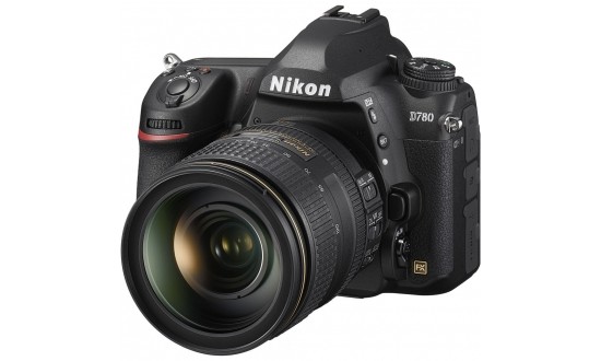 NIKON D780 + AF-S 24-120 mm f/4 G ED VR