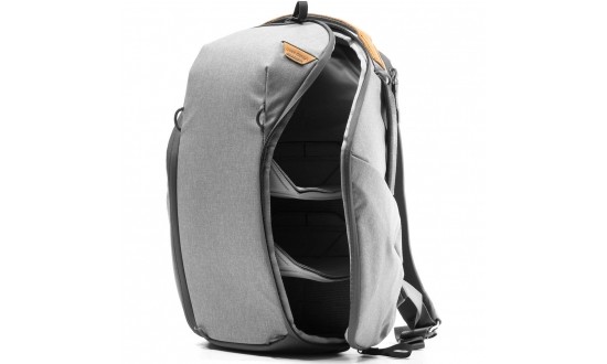 PEAK DESIGN Peak Design Everyday Backpack Zip 15L v2 - Ash