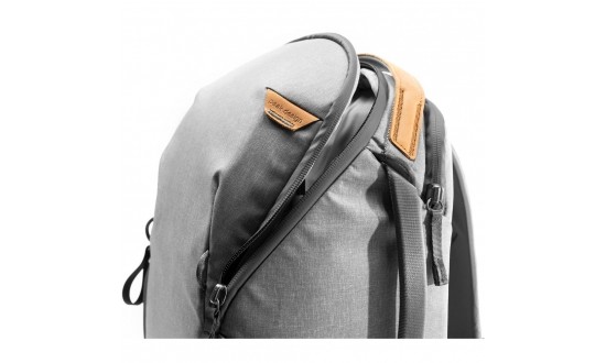 PEAK DESIGN Peak Design Everyday Backpack Zip 15L v2 - Ash