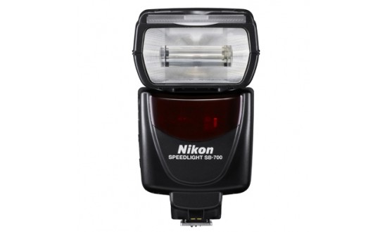 NIKON SB-700 FLASH