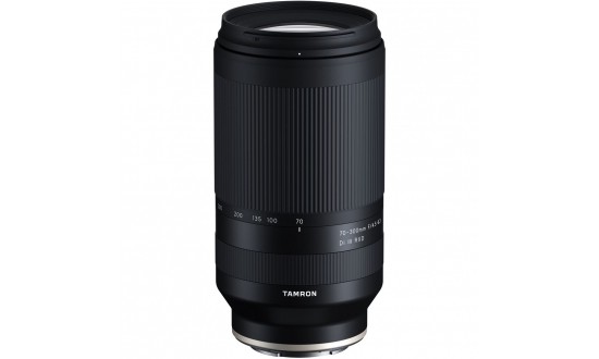 TAMRON 70-300 mm f/4,5-6,3 DI III RXD Sony E