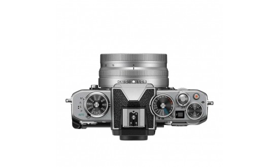NIKON Zfc + Z DX 16-50 mm f/3,5-6,3 VR Silver